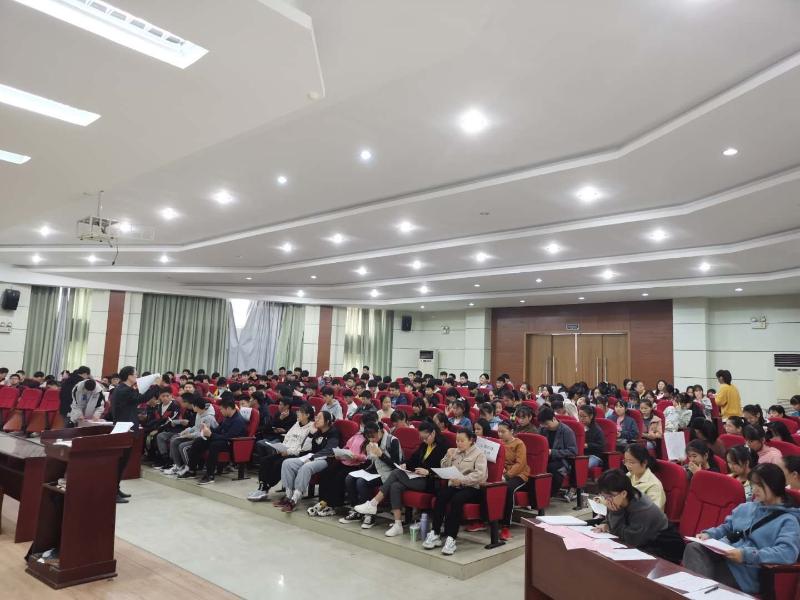 七次人口普查单位做些什么_人口普查(2)