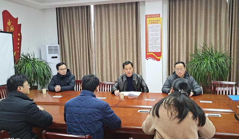 区委副书记陈亚东深入学校开展调研_淮南市谢家集区人民政府