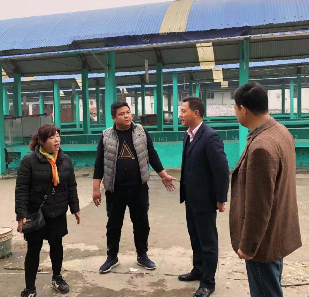 陈亚东督察农贸市场文明创建工作_淮南市谢家集区人民政府