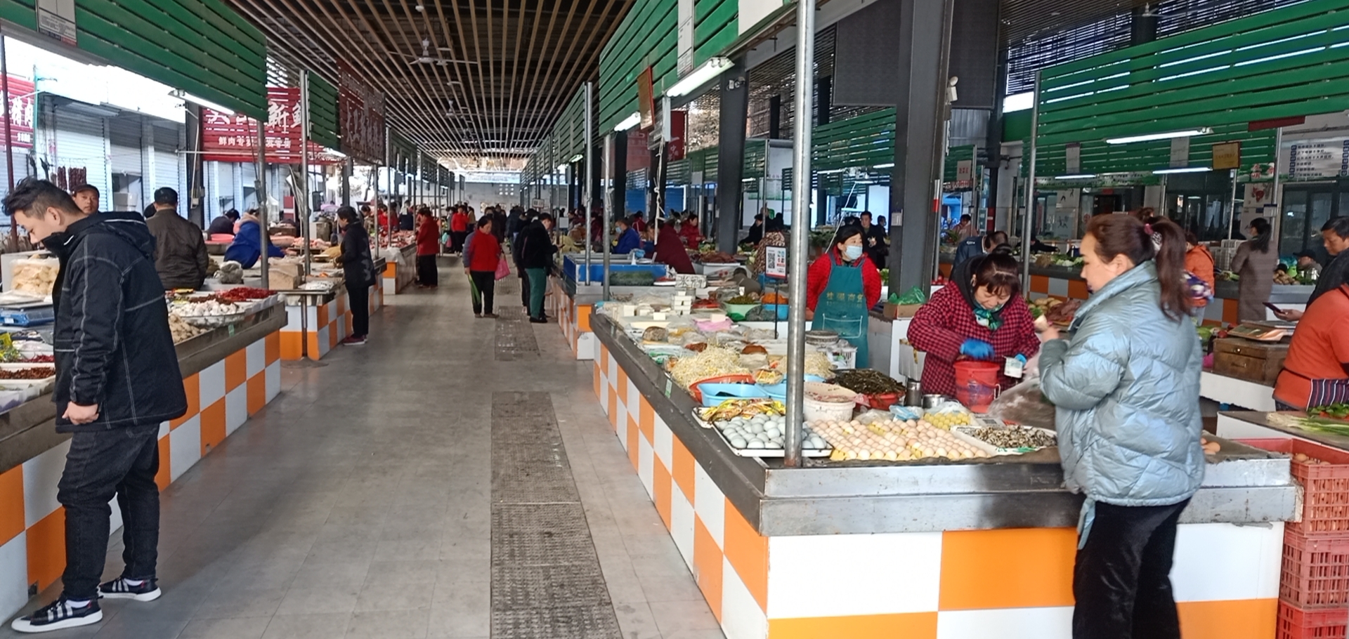 农贸市场提档升级为乡村振兴添彩