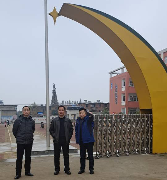 区委副书记陈亚东深入学校开展调研_淮南市谢家集区人民政府