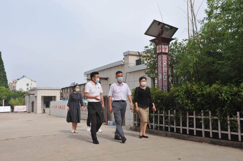 区长陈亚东开展"六一"慰问活动_淮南市谢家集区人民政府