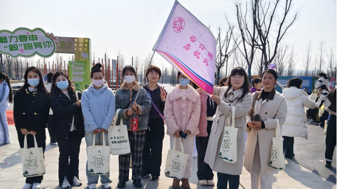 杨公镇政府积极参与“魅力春申 毅路有你”活动