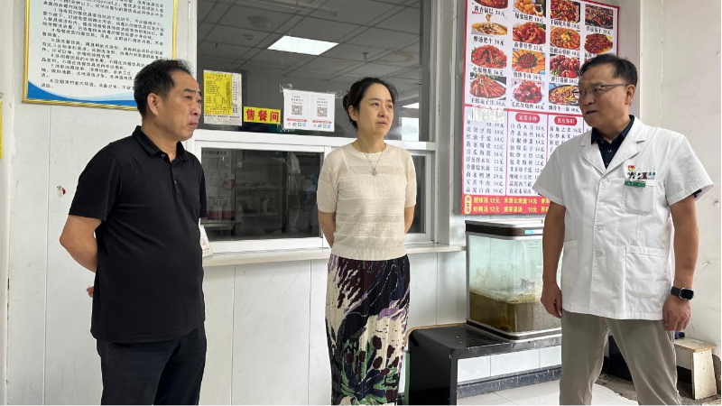 谢家集区副区长赵佳实地调研市场监管工作