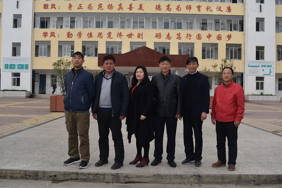 寿县万瑞中学到淮南二十五中观摩交流均衡教育工作