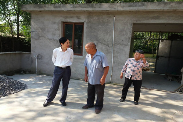 区人大常委会主任潘国平到孙庙乡调研脱贫攻坚工作_淮南市谢家集区